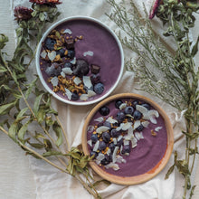 Load image into Gallery viewer, Organic Acai Berry Powder, smoothie in a bowl - blendoclock
